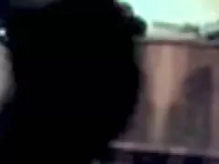 Любителски момиче мастурбира на уеб камера