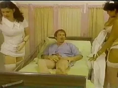 Медицински сестри идват (1979)