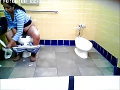 Индийски по телефона